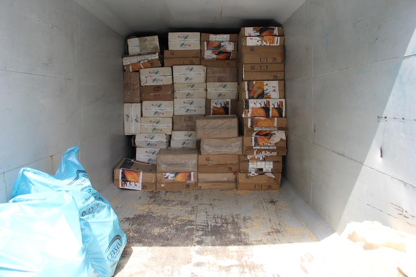 Diyarbakır’da 311 bin paket kaçak sigara ele geçirildi Diyarbakır’da 311 bin paket kaçak sigara ele geçirildi